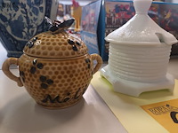 Lot 208 - meli honing potjes. 2 stuks - afbeelding 4 van  4