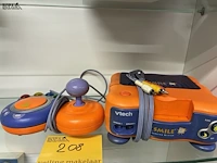 Lot 208 - retro v-tech smile tv learning system