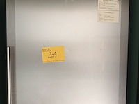 Lot 209 - koelkast liebherr - afbeelding 5 van  5