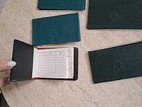 Lot 209 - louis vuitton geribbelde epi- lederen kaartenhouders en adre - afbeelding 5 van  6
