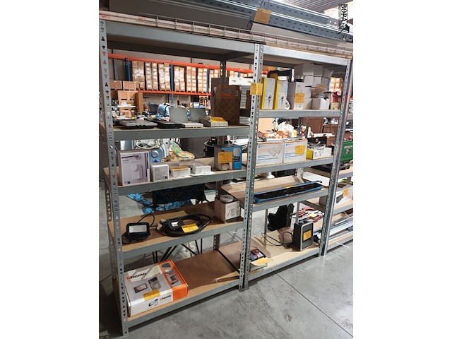 Lot 21 - aluminium rek. 2 stuks - afbeelding 1 van  3