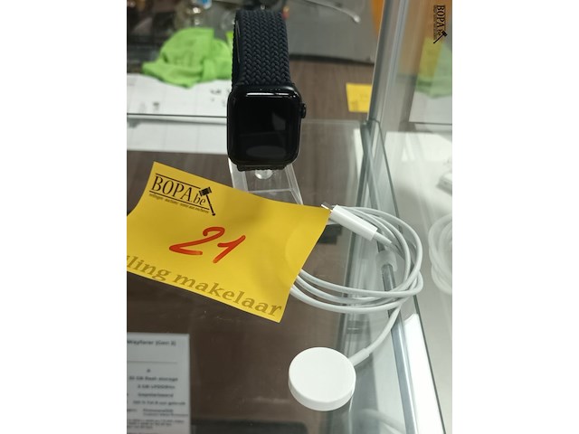 Lot 21 - apple smartwatch - afbeelding 4 van  4