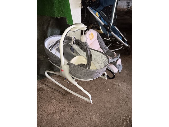 Lot 21 - babywipstoelen - 2 stuks - afbeelding 2 van  2