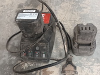 Lot 21 - batterijen en lader senco - afbeelding 2 van  3