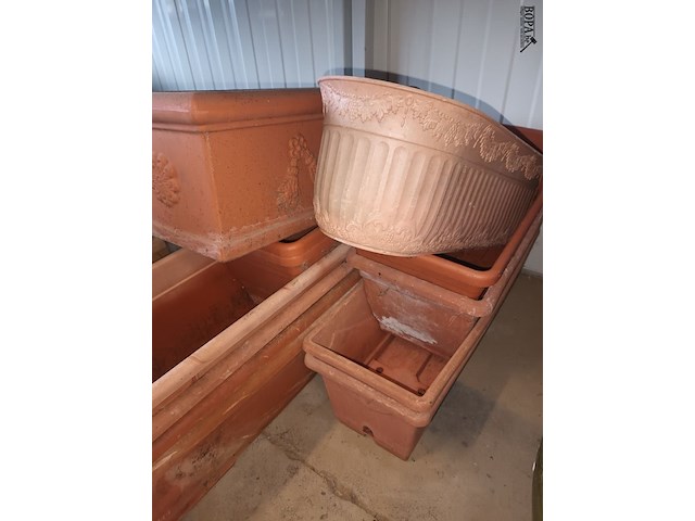 Lot 21 - bloembakken. 12 stuks - afbeelding 3 van  3