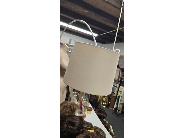 Lot 21 - booglamp wit - afbeelding 1 van  4