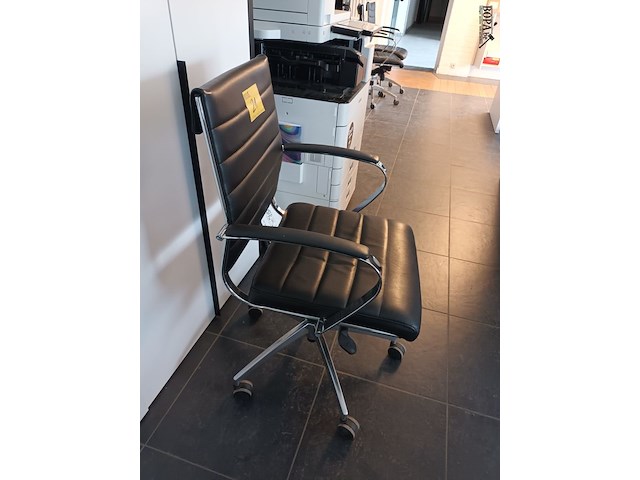 Lot 21 - bureaustoel - afbeelding 2 van  3