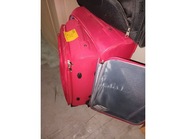 Lot 21 - draagtas en reiskoffers - afbeelding 4 van  4