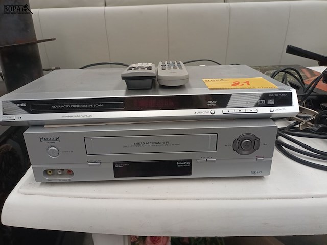 Lot 21 - dvd- en vhs-speler - afbeelding 2 van  5
