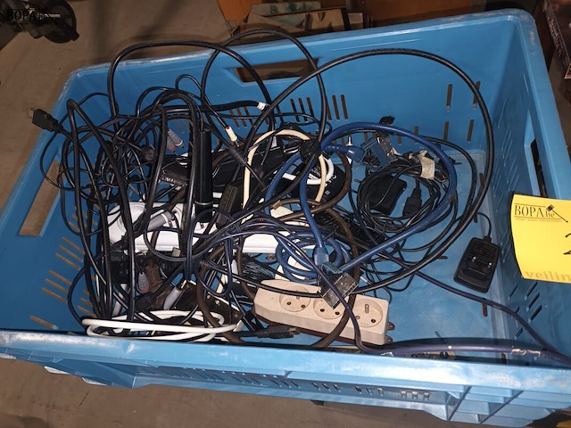 Lot 21 - elektro. 3 stuks - afbeelding 2 van  5