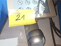 Lot 21 - led verstraler
