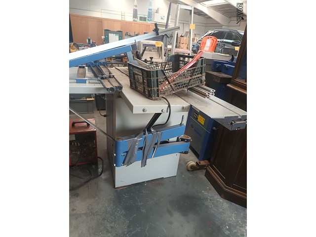 Lot 21 - paneelzaagmachine hbm - afbeelding 5 van  5