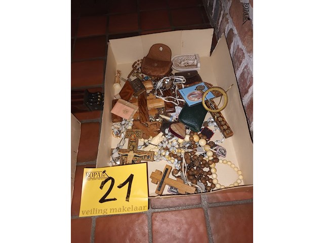 Lot 21 - paternosters en devotie - afbeelding 1 van  4