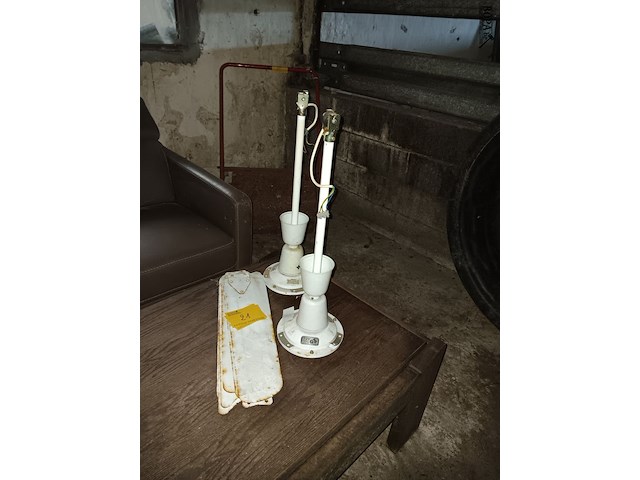 Lot 21 - plafondventilators - afbeelding 1 van  1