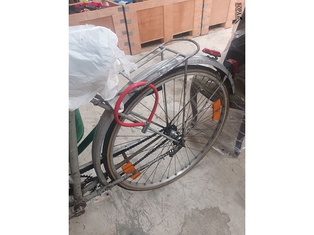 Lot 21 - retro damesfiets - afbeelding 4 van  4