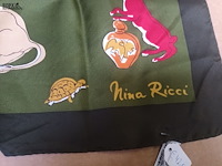 Lot 21 - zijden sjaal nina ricci - afbeelding 3 van  4