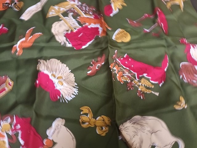 Lot 21 - zijden sjaal nina ricci - afbeelding 4 van  4
