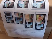 Lot 210 - design etalagekast - afbeelding 3 van  4