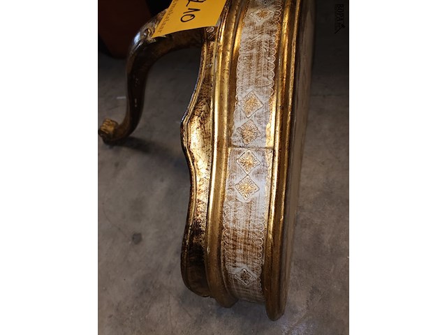 Lot 210 - italiaanse wandconsole met lade - afbeelding 6 van  6