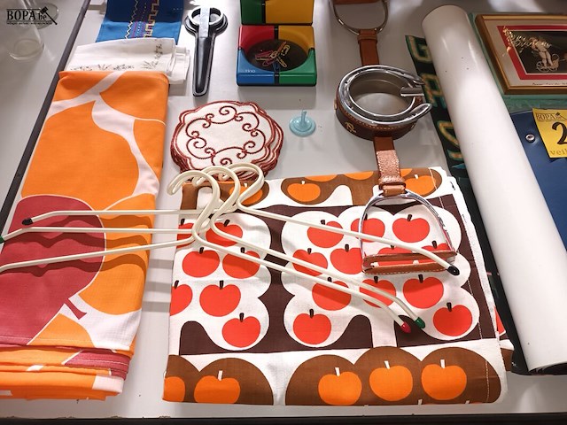 Lot 210 - lot retro en vintage. 35 stuks - afbeelding 6 van  6