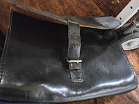 Lot 210 - politie tassen, 2 stoffen en 2 lederen - afbeelding 4 van  4