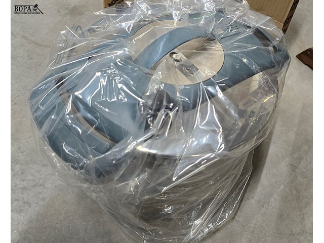 Lot 210 - snelkookpot lagostina, nieuw in doos - afbeelding 3 van  4