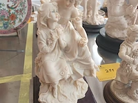 Lot 211 - beelden. 8 stuks - afbeelding 4 van  11