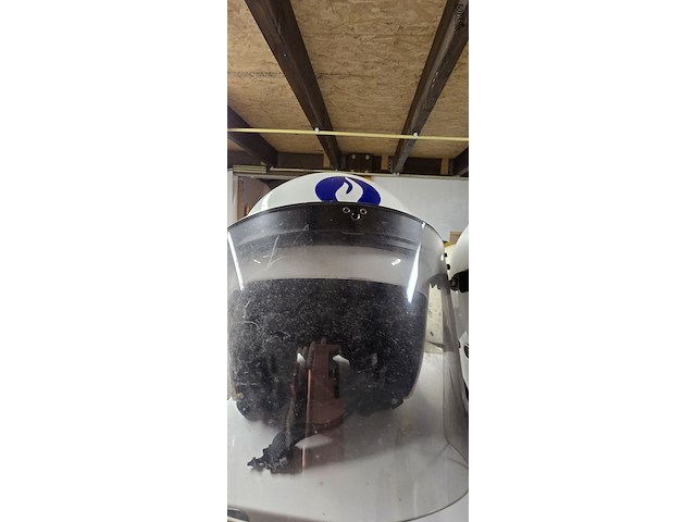 Lot 211 - belgië 3 helmen - afbeelding 2 van  4