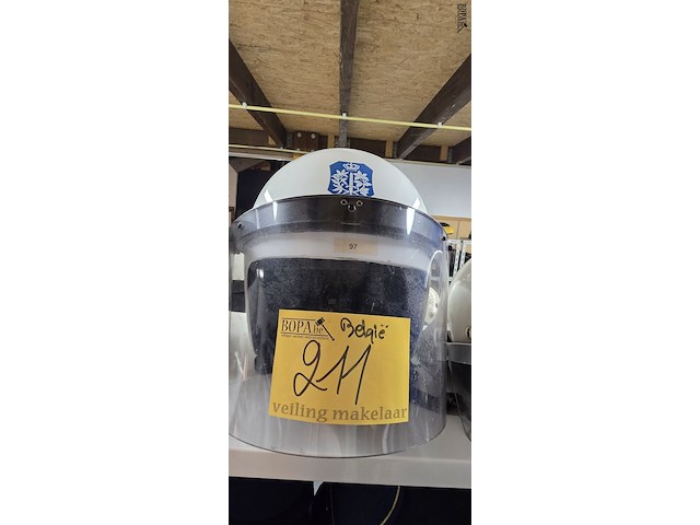 Lot 211 - belgië 3 helmen - afbeelding 3 van  4