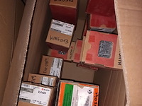 Lot 211 - bevestigingsmateriaal - afbeelding 4 van  5