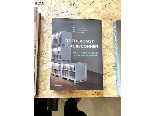 Lot 211 - de toekomst is al begonnen - afbeelding 1 van  6