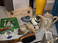 Lot 211 - decoratie - afbeelding 2 van  4