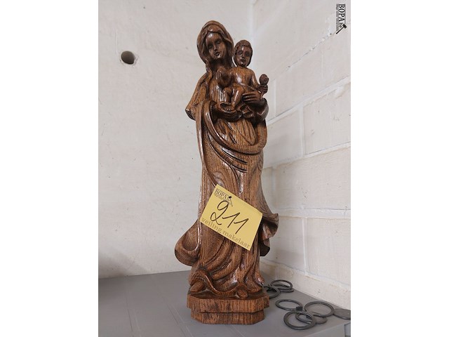 Lot 211 - houten beeld maria en jezus - afbeelding 1 van  2