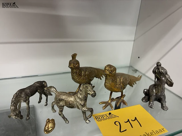 Lot 211 - metalen dierenfiguren - 6 stuks - afbeelding 1 van  6