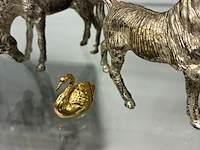 Lot 211 - metalen dierenfiguren - 6 stuks - afbeelding 3 van  6