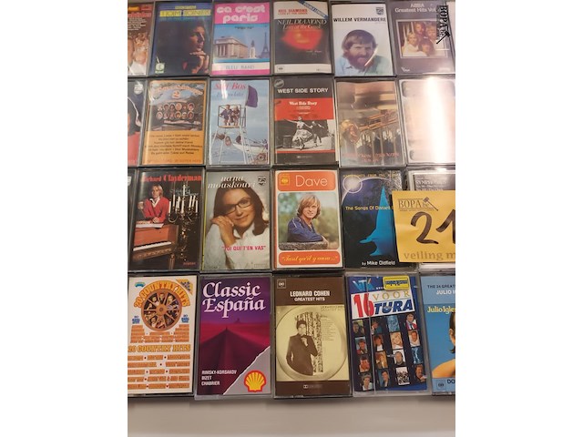 Lot 211 - muziek cassettes. 62 stuks - afbeelding 3 van  6