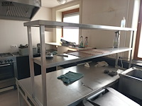 Lot 211 - rvs werktafel met chefrek - afbeelding 3 van  3