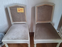 Lot 211 - stoelen. 2 stuks - afbeelding 1 van  1