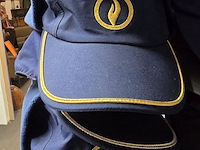 Lot 212 - belgië 15 petten - afbeelding 2 van  5