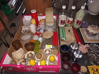 Lot 212 - kaarsen en kaarsenhouders - afbeelding 4 van  4