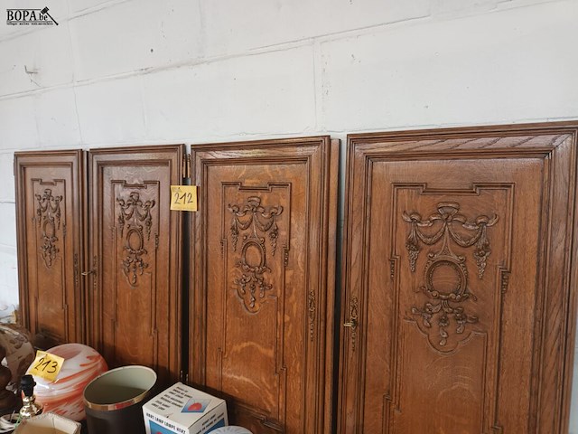 Lot 212 - kastdeuren houtsnijwerk. 4 stuks - afbeelding 1 van  3