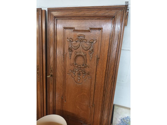 Lot 212 - kastdeuren houtsnijwerk. 4 stuks - afbeelding 2 van  3