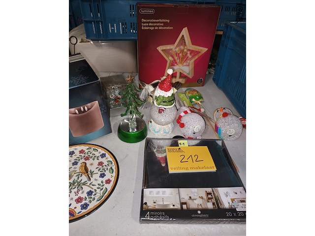 Lot 212 - kerstdecoratie - afbeelding 5 van  6