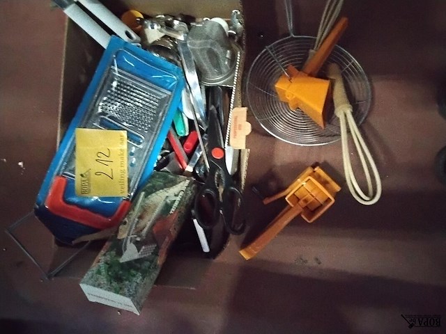 Lot 212 - keukengerief allerlei groot lot - afbeelding 1 van  1