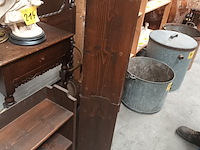 Lot 213 - boekenrek in 3 delen - afbeelding 5 van  5