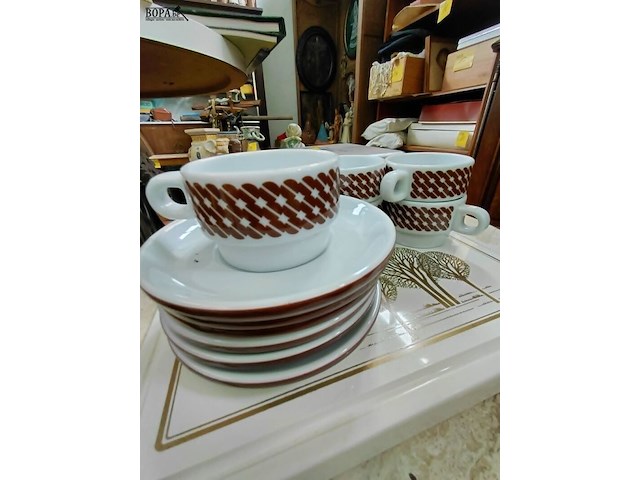 Lot 213 - cappuccinoset - authentiek italiaans - porselein - loge: le - afbeelding 4 van  4