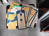 Lot 213 - lot oude wegenkaarten michelin en shell - verzamelitems - afbeelding 1 van  1