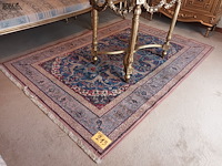 Lot 213 - tapijt louis de poortere - afbeelding 1 van  3