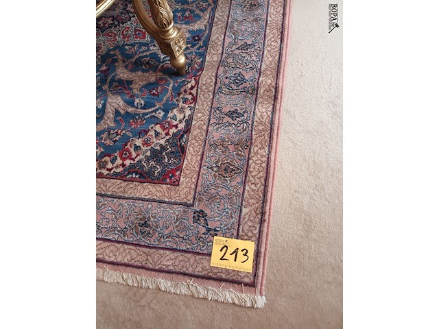 Lot 213 - tapijt louis de poortere - afbeelding 3 van  3