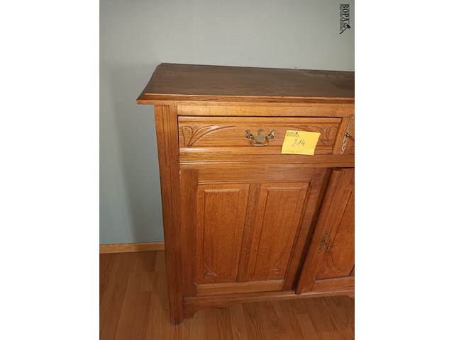 Lot 214 - antiek houten kast - afbeelding 2 van  5